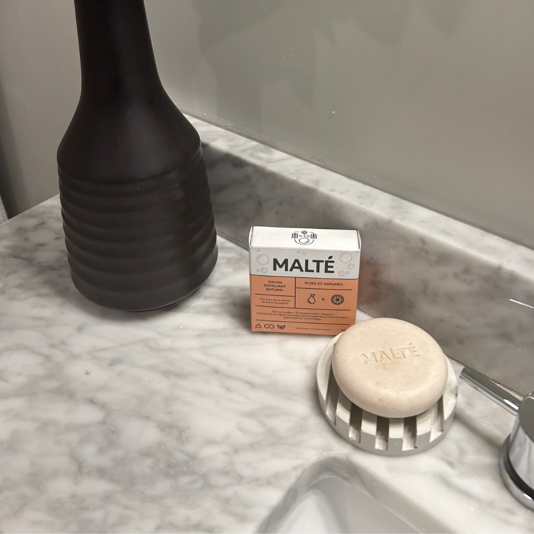 Concrete soap dish